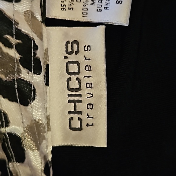 CHICO'S Monochrome Leopard Print Split Neck Bracelet Sleeve Blouse - Picture 7 of 9